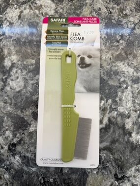 Safari Olive Green Flea Comb for Dogs